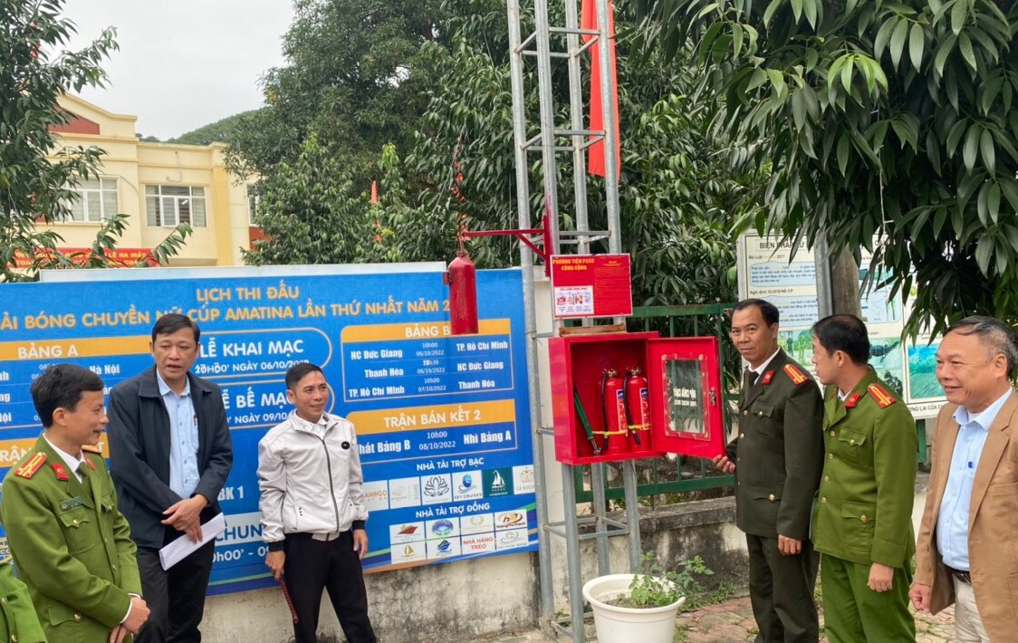 Ra mắt mô hình an toàn phòng cháy chữa cháy tại thôn Bến, xã Trân Châu (huyện Cát Hải)